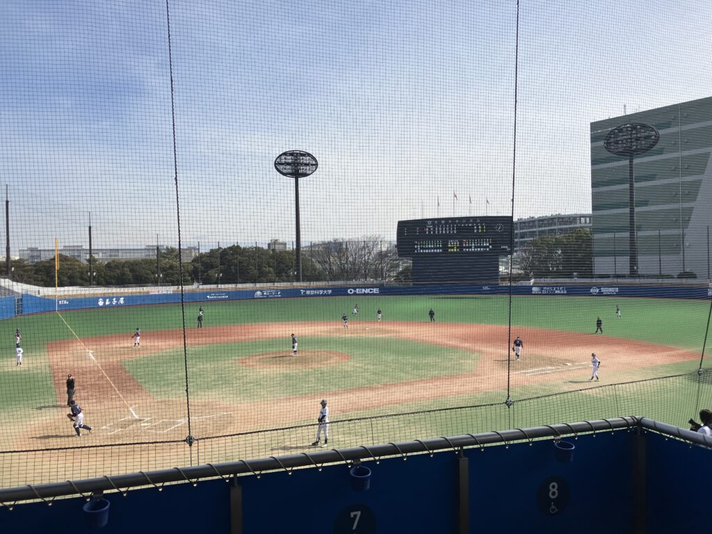 大田スタジアムのグラウンド