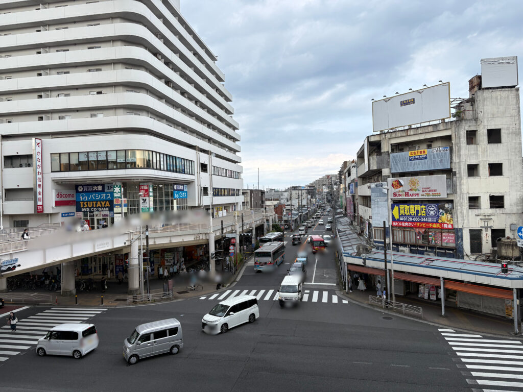 追浜駅前