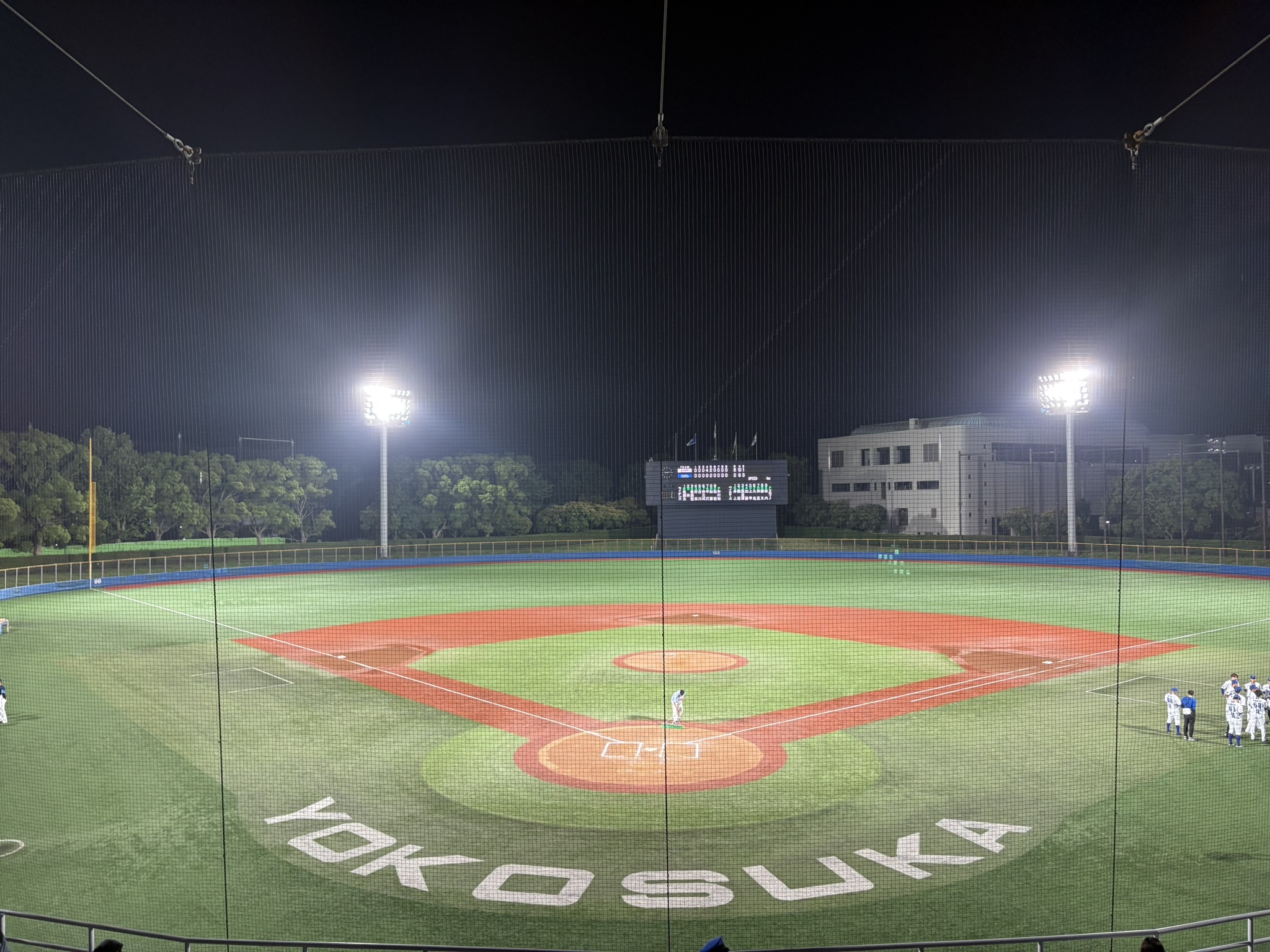 横須賀スタジアムナイター