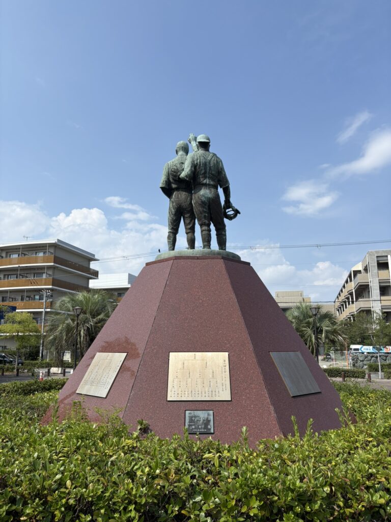 鳴尾球場跡地の後ろ姿
