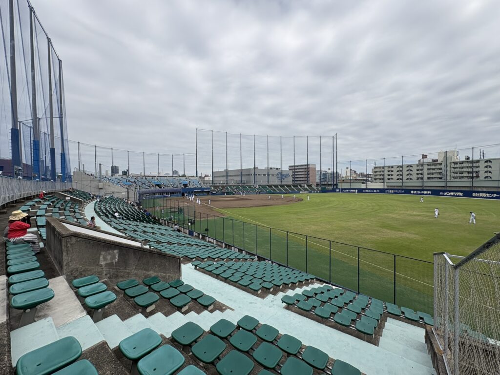 ナゴヤ球場の外野よりからの景色