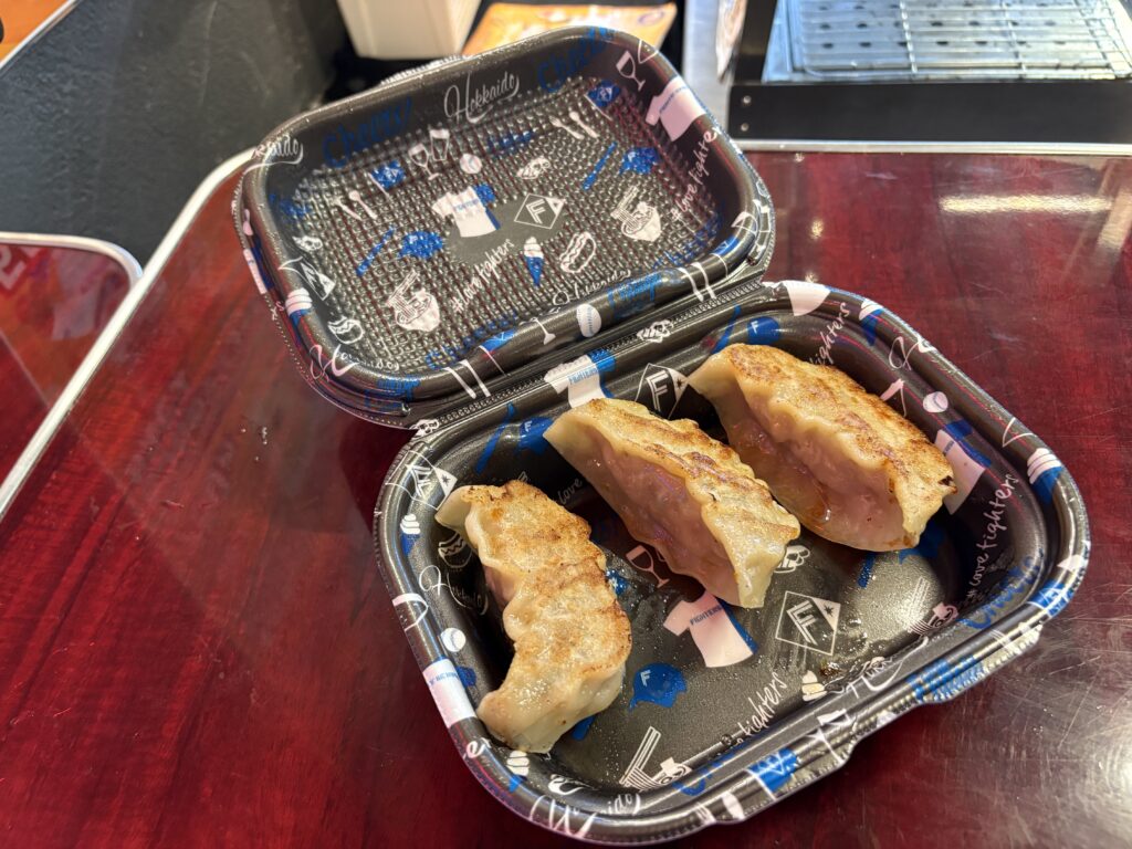 エスコン餃子
