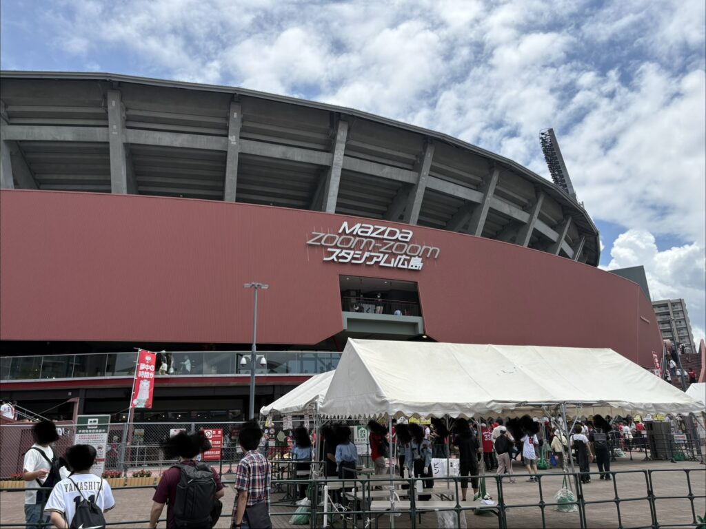 マツダスタジアム外観